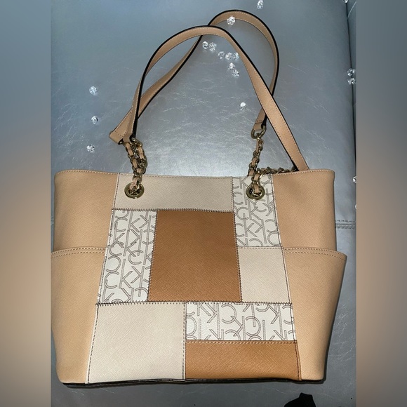 🤎🤎CALVIN KLEIN Tote Bag🤎🤎 - Picture 2 of 7